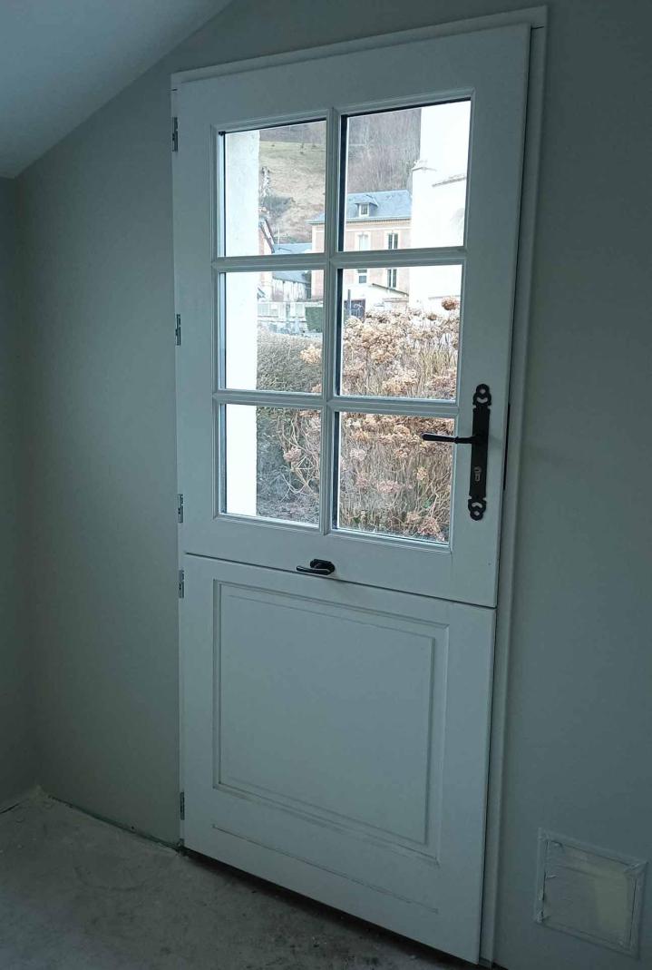 Installation de menuiseries intérieures et extérieures Yvetot